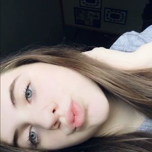 Meet your Posher, Nora